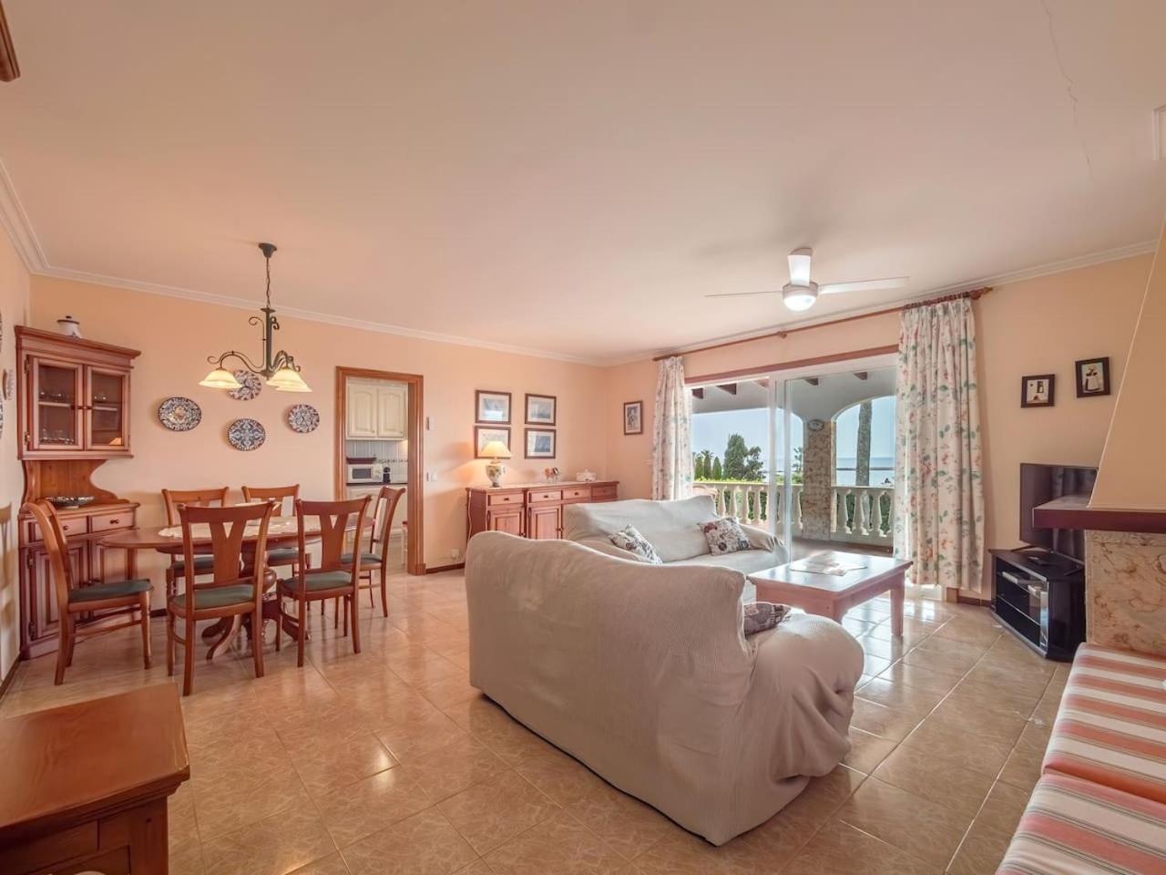 Villa Sur Binisafua Zewnętrze zdjęcie